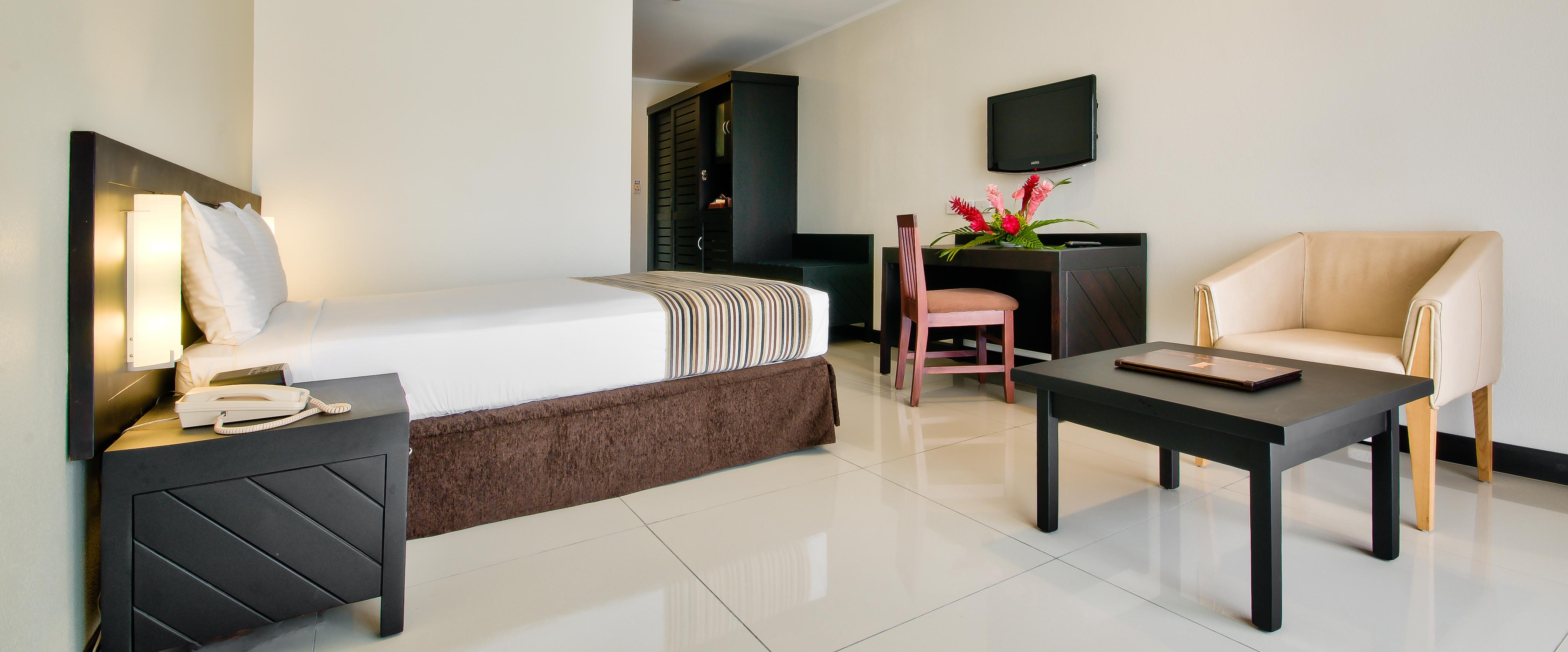Tanoa Waterfront Hotel Lautoka Buitenkant foto