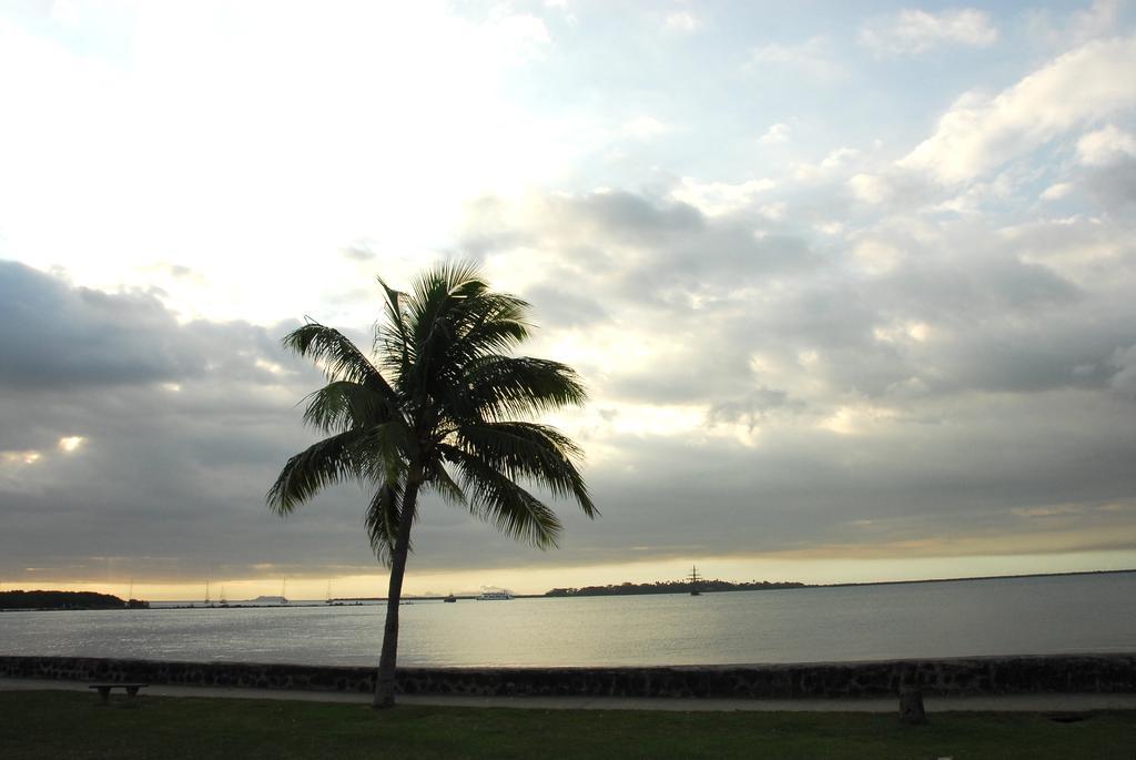 Tanoa Waterfront Hotel Lautoka Buitenkant foto