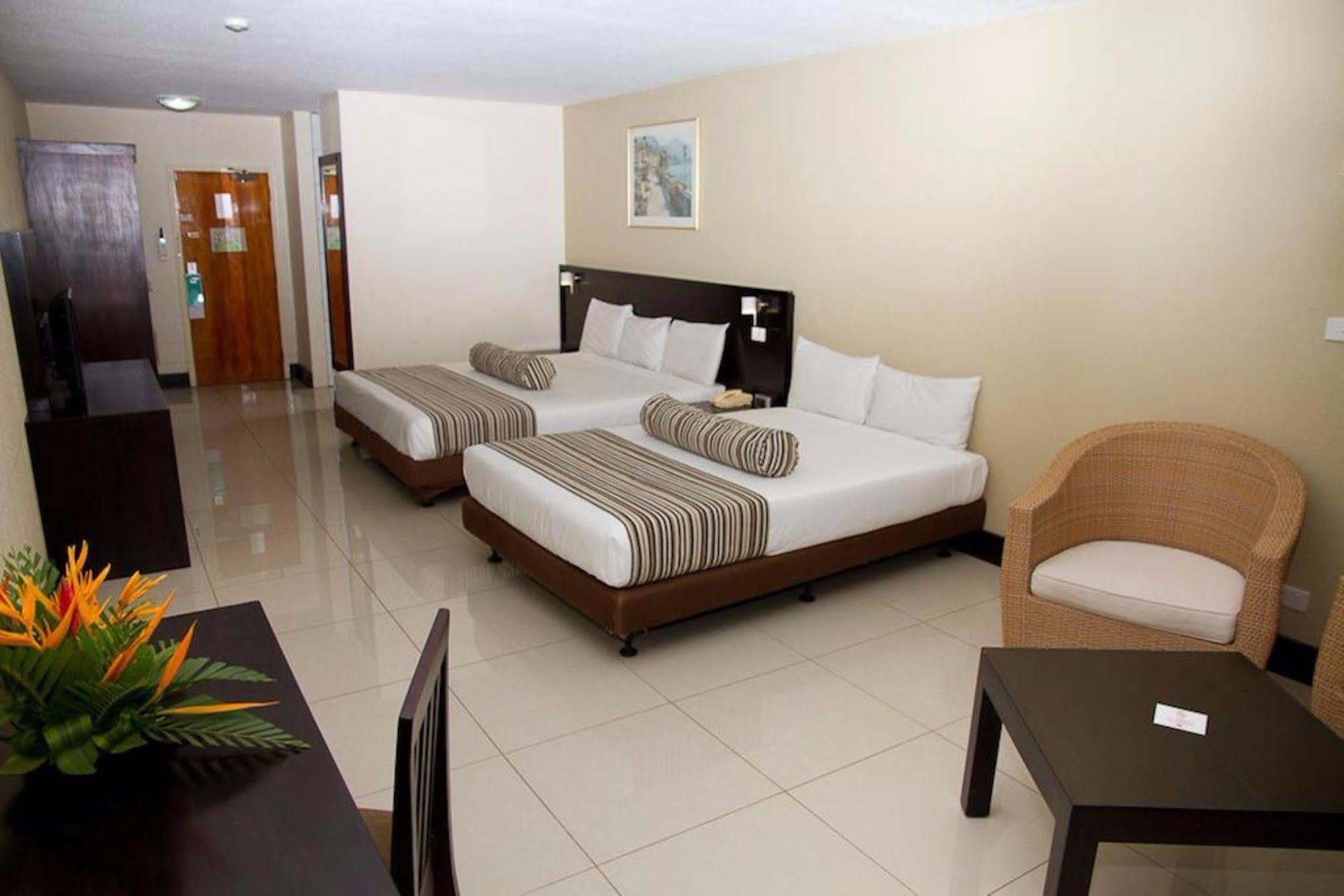 Tanoa Waterfront Hotel Lautoka Buitenkant foto