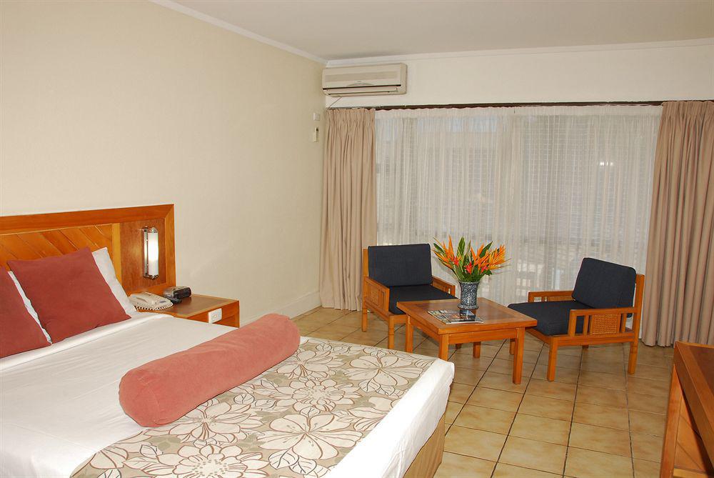 Tanoa Waterfront Hotel Lautoka Buitenkant foto